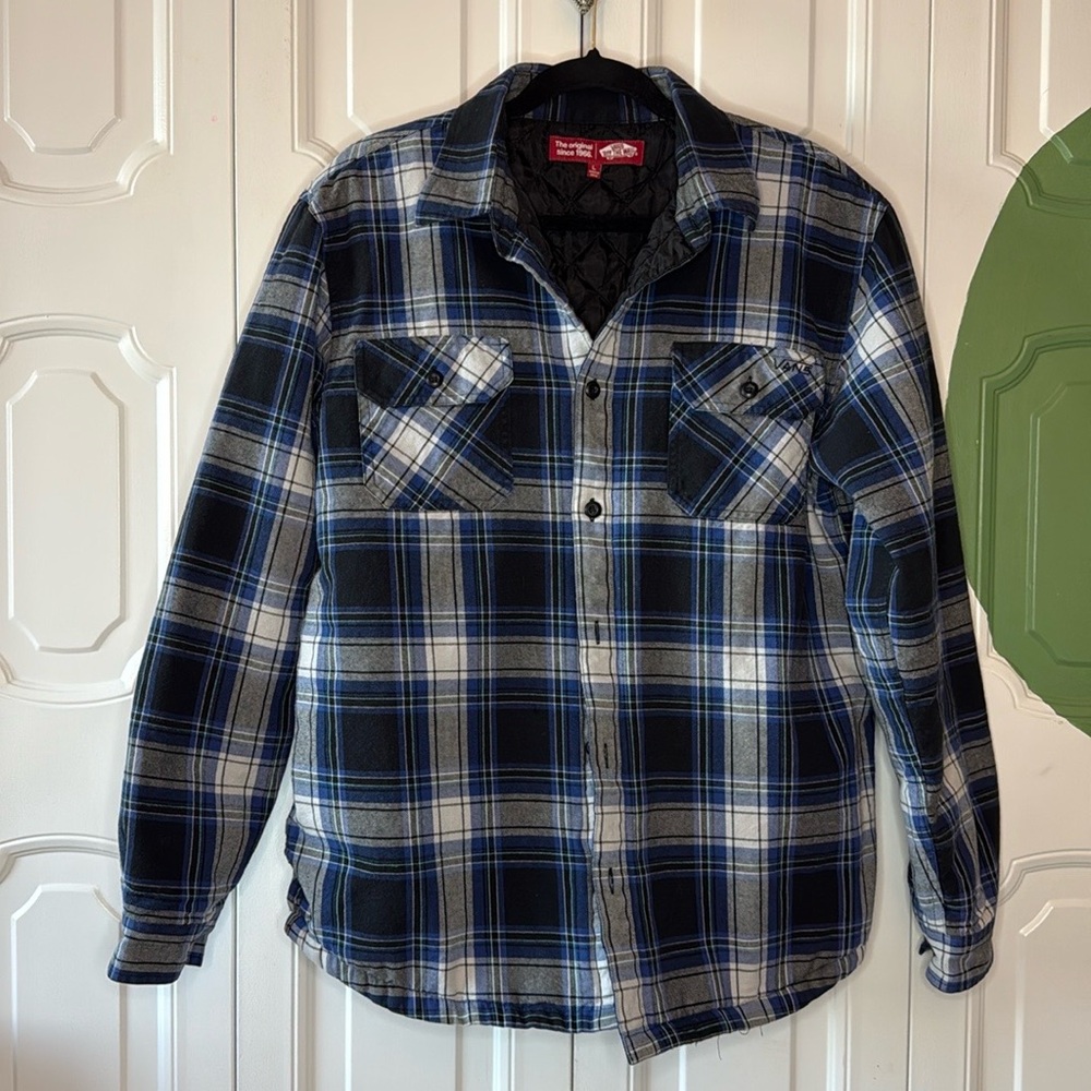 Vans “off the wall” Men’s L Blue Black and White Plaid Button-Up Shirt